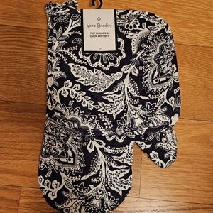 Vera Bradley Pot Holder & Oven Mitt Set NWT